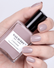 NAILBERRY - Lak na nechty odtieň ROMANCE NAILBERRY - Lak na nechty odtieň ROMANCE