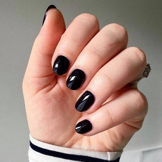 Nailberry - Lak na nehty BLACK BERRY | GratiaNatura