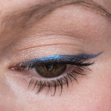 Mineral eyeshadow - multifunctional product