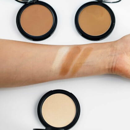 Pressed Powder Highlighter - Glow with the Flow