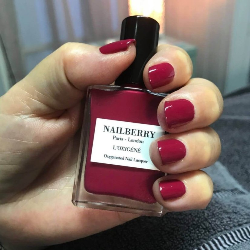 NAILBERRY - Lak na nechty odtieň STRAWBERRY JAM