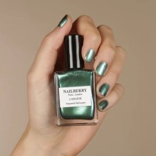 NAILBERRY - Lak na nechty GLAMAZON | Gratia Natura NAILBERRY - Lak na nechty GLAMAZON | Gratia Natura
