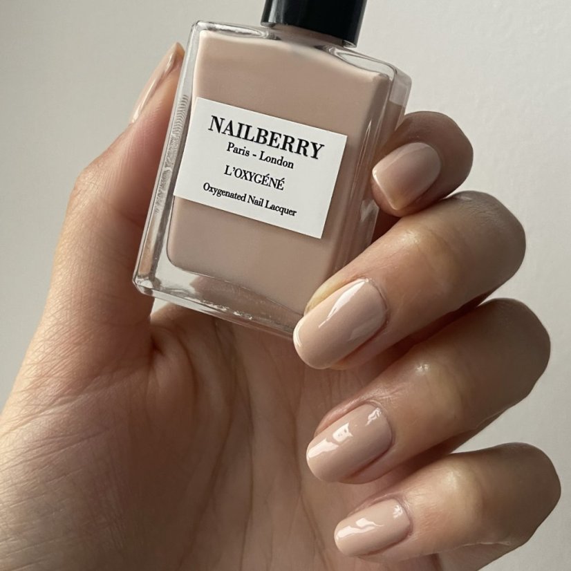 NAILBERRY - Lak na nechty odtieň AU NATUREL