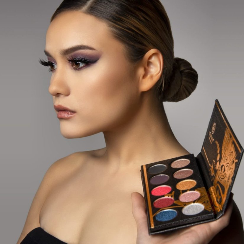 LOVINAH - GODDESS GLOW EYESHADOW PALETTE