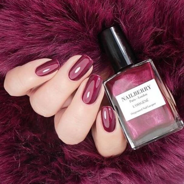 NAILBERRY - Nail Polish MYSTIQUE RED shade